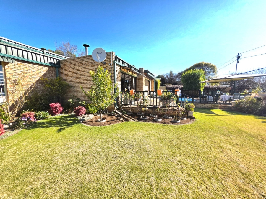 5 Bedroom Property for Sale in Panorama Free State